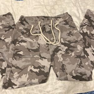 No Boundaries Cargo Pants M